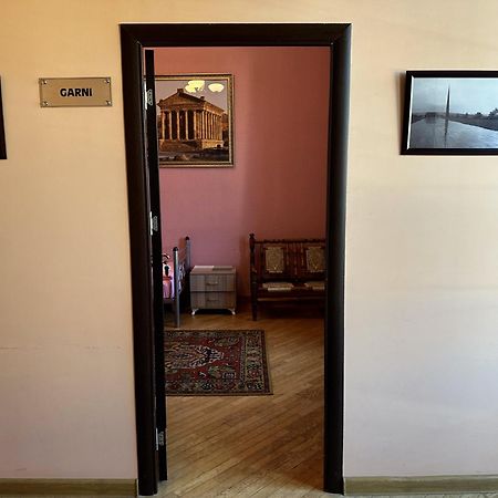 Хостел Bridge House Yerevan Armenia Экстерьер фото