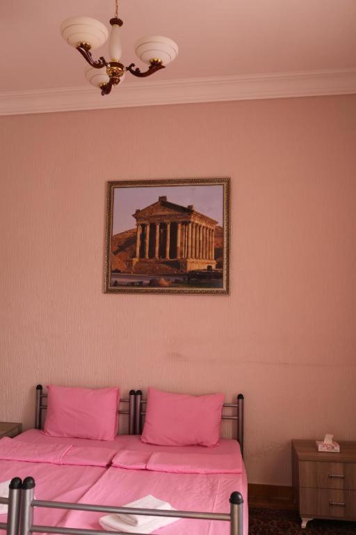 Хостел Bridge House Yerevan Armenia Экстерьер фото