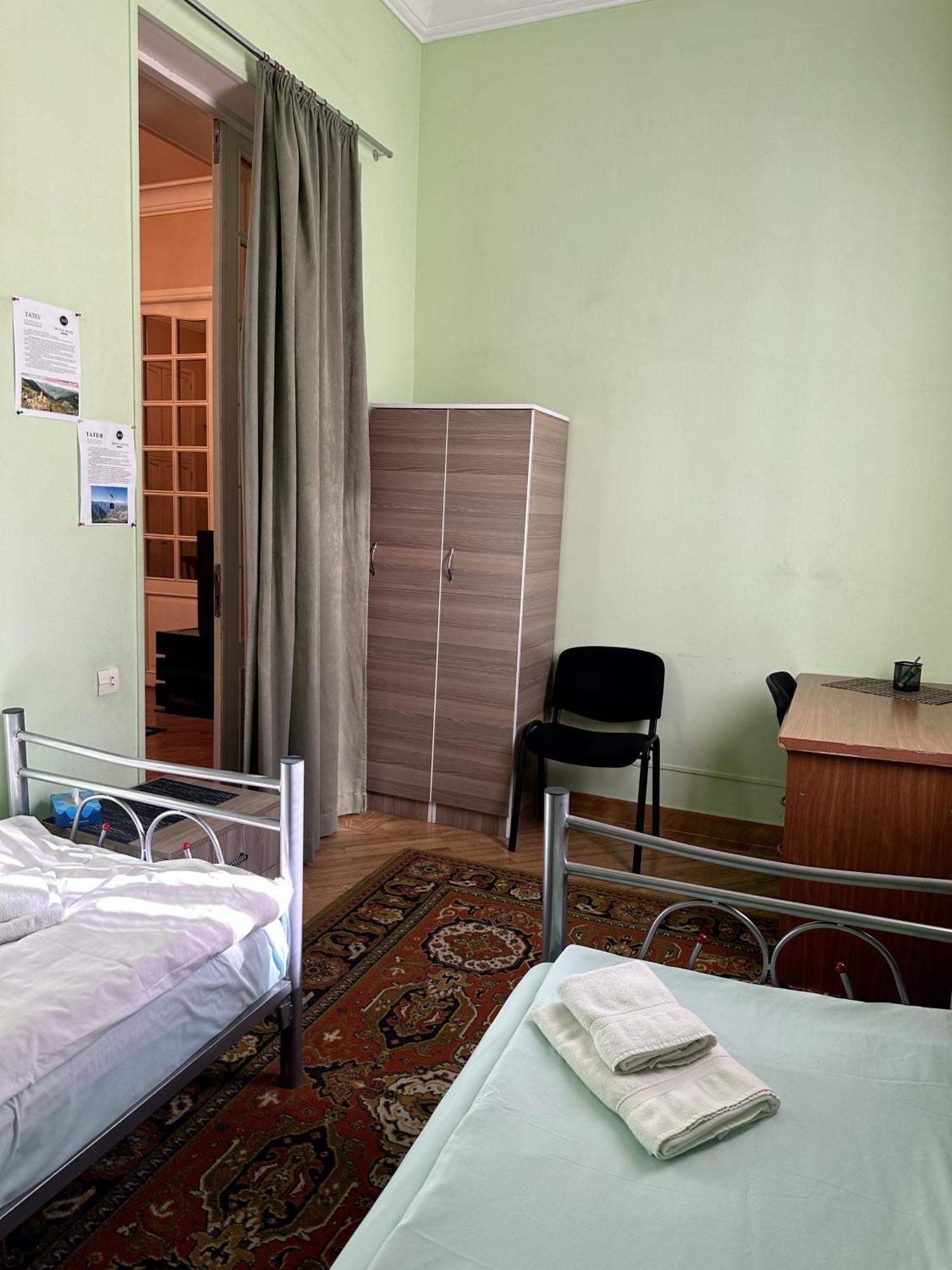 Хостел Bridge House Yerevan Armenia Экстерьер фото